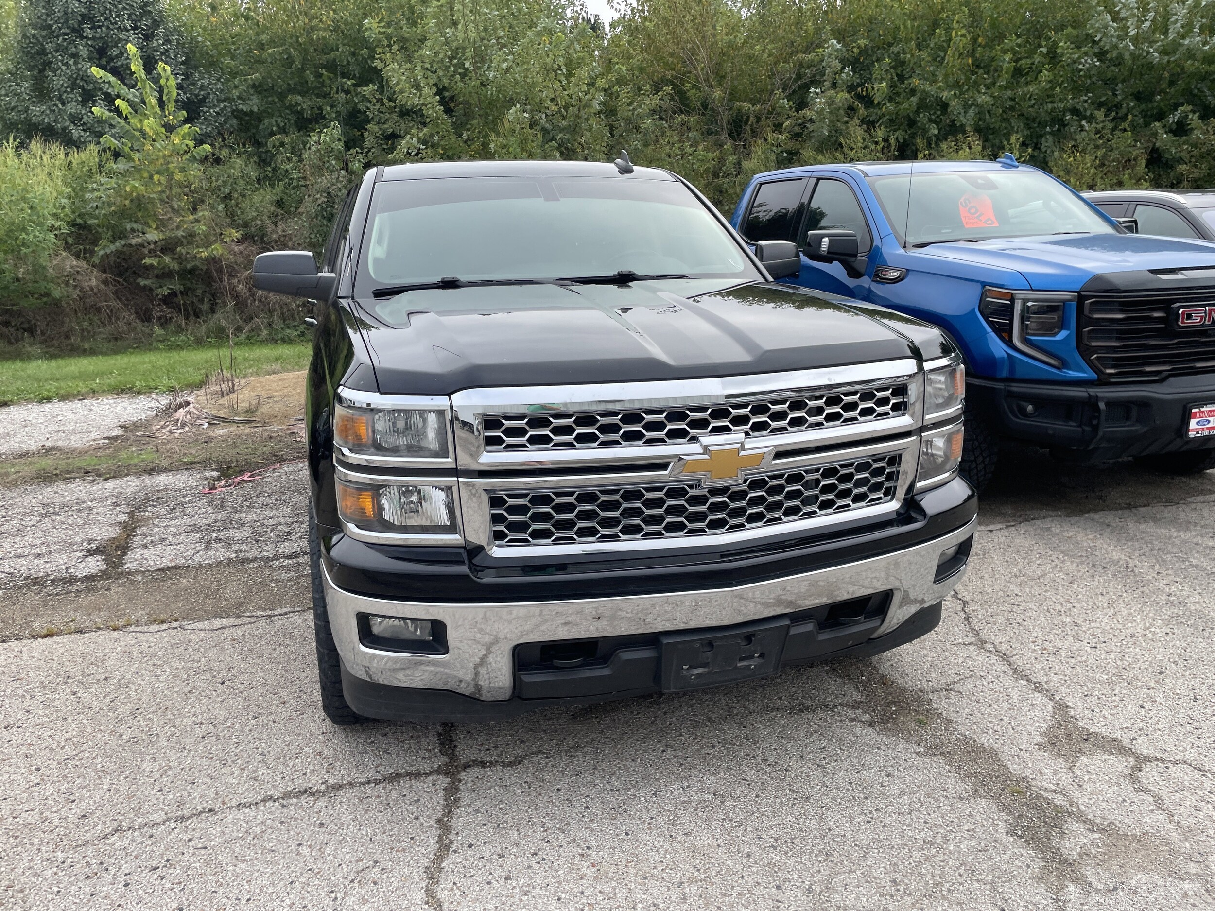 2015 Chevrolet Silverado 1500 LT photo 4