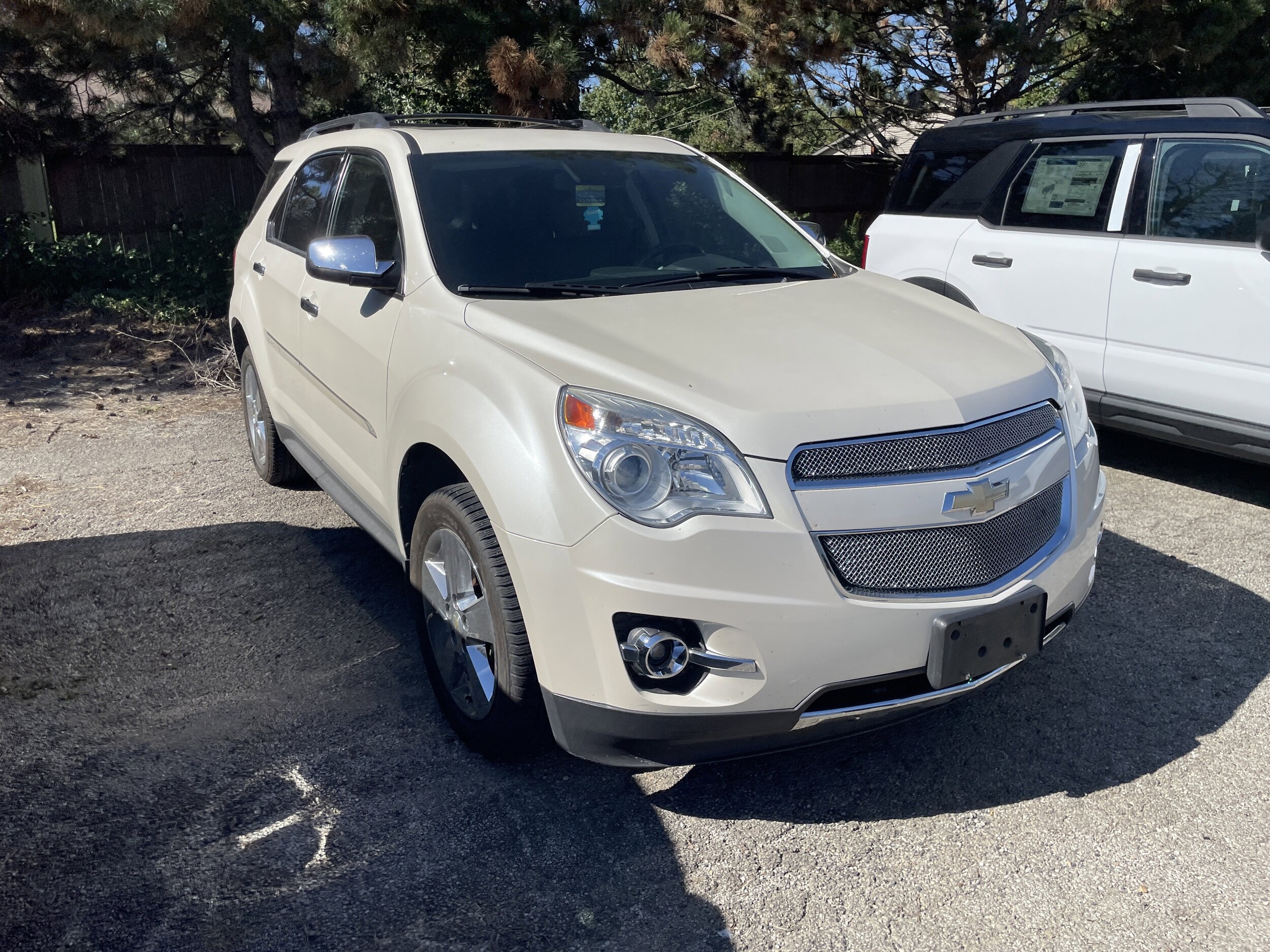 2012 Chevrolet Equinox LTZ photo 2