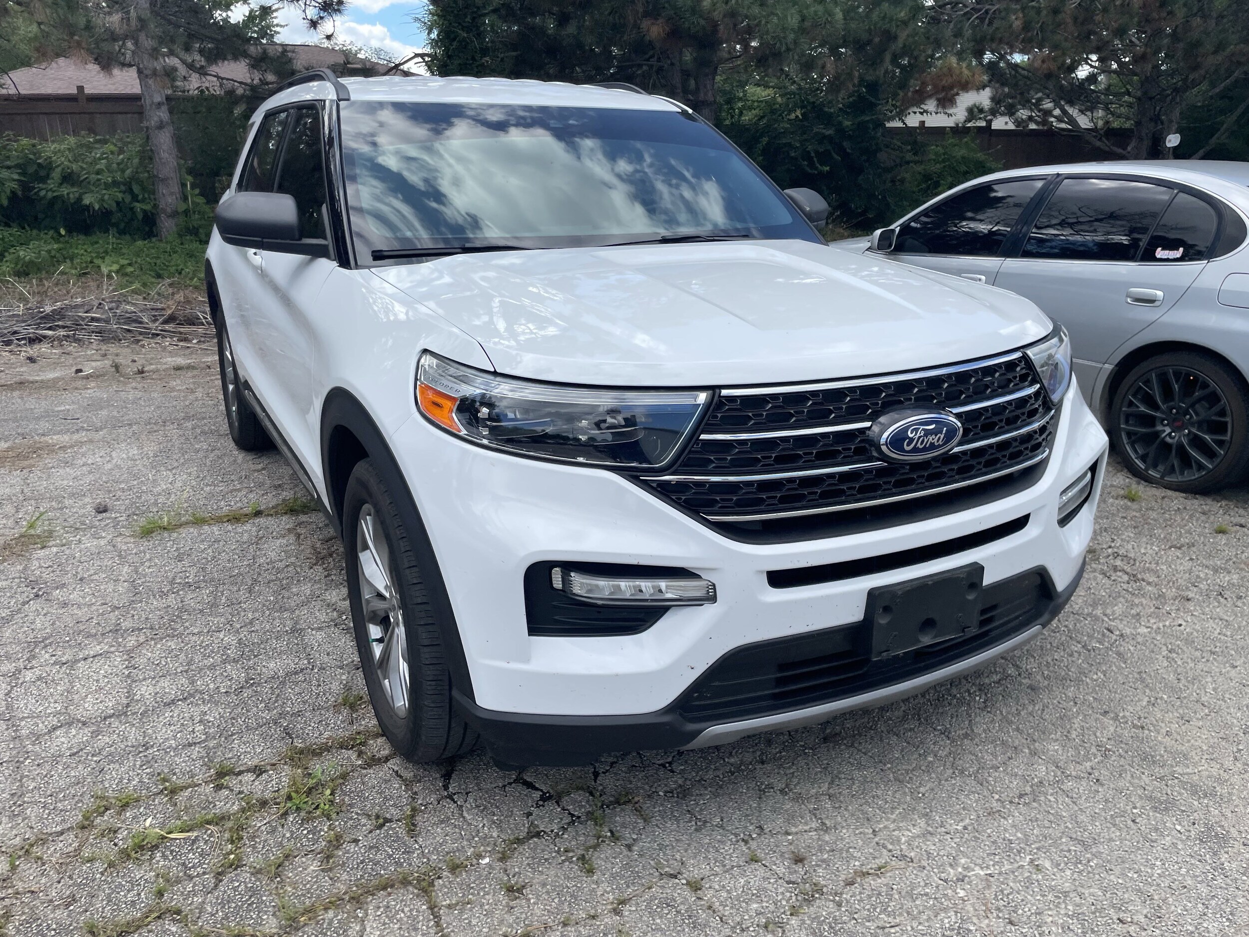 2020 Ford Explorer XLT photo 4