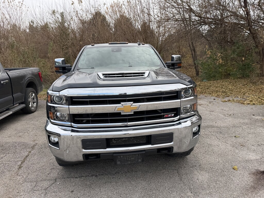 Used 2018 Chevrolet Silverado 2500HD Truck Crew Cab