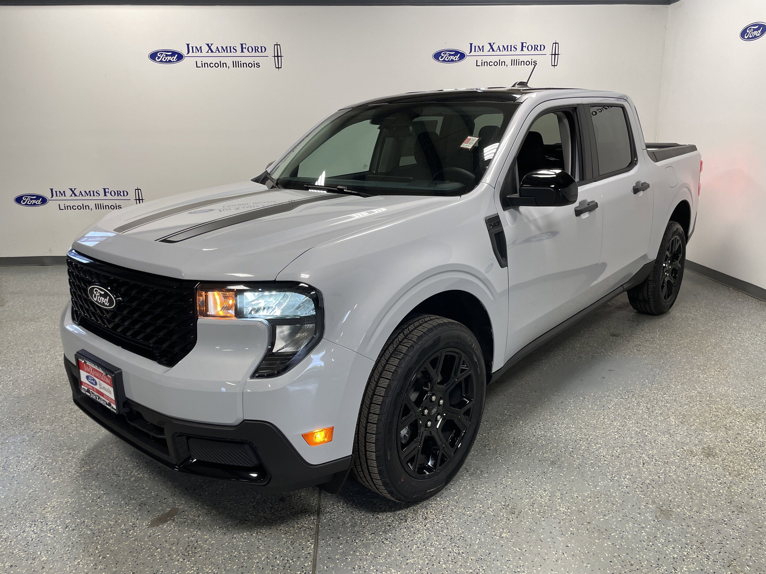 2025 Ford Maverick XLT photo 3