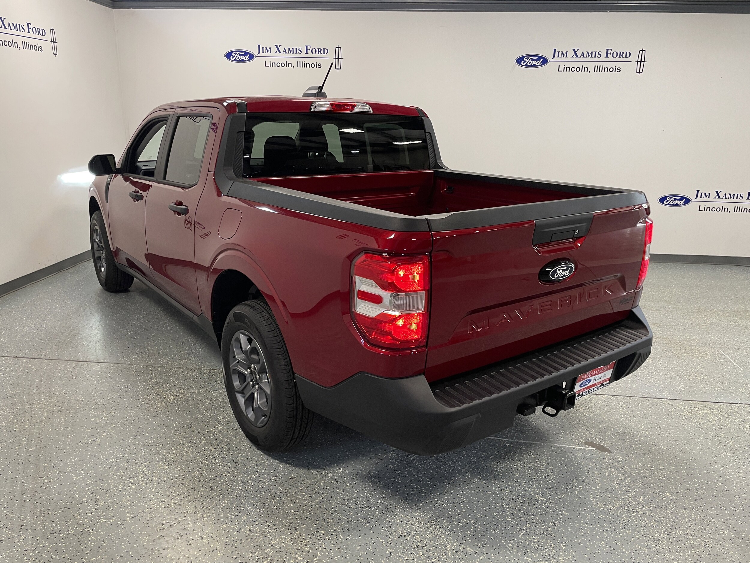 2025 Ford Maverick XLT photo 3