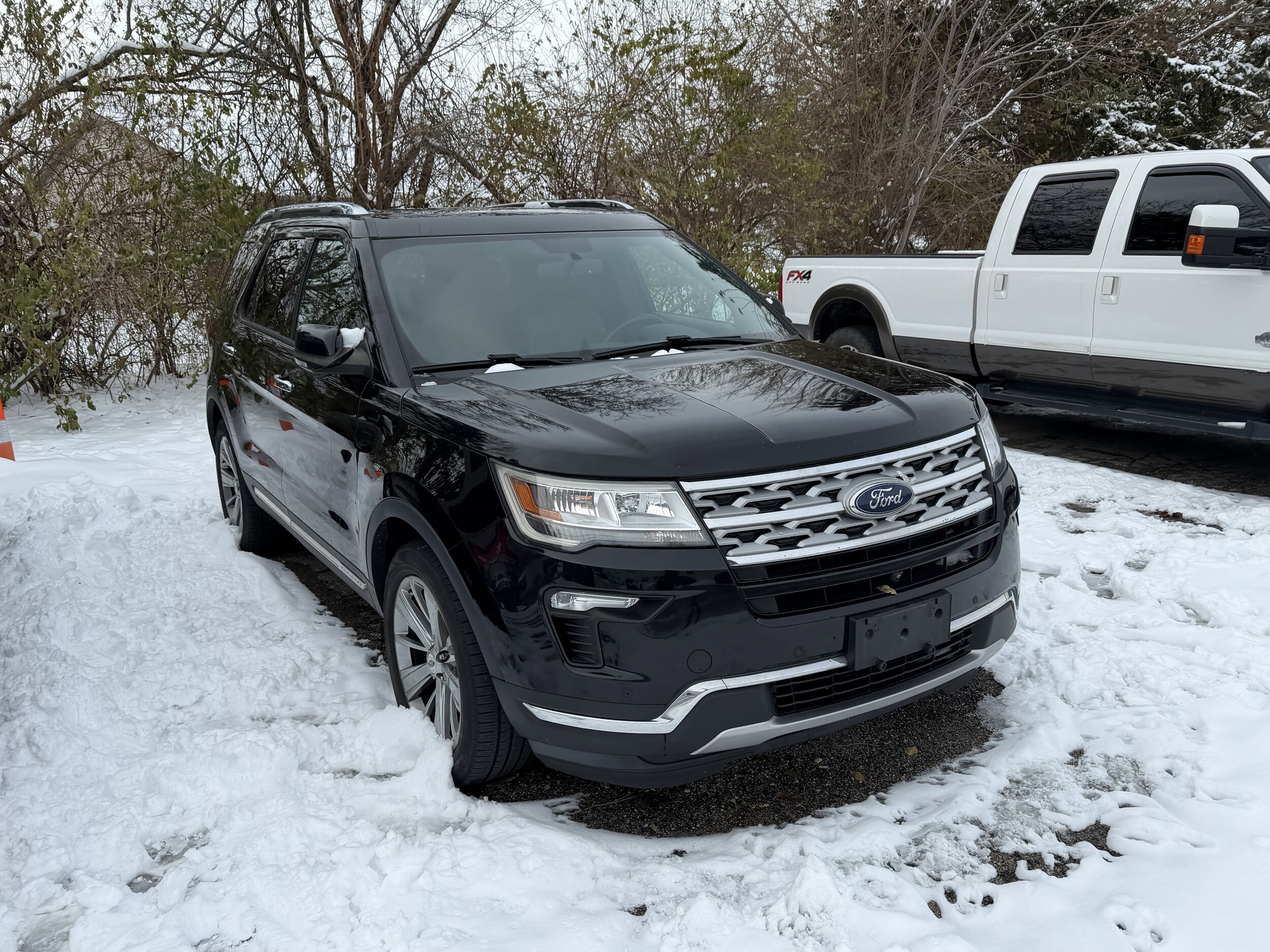 2018 Ford Explorer Limited photo 2