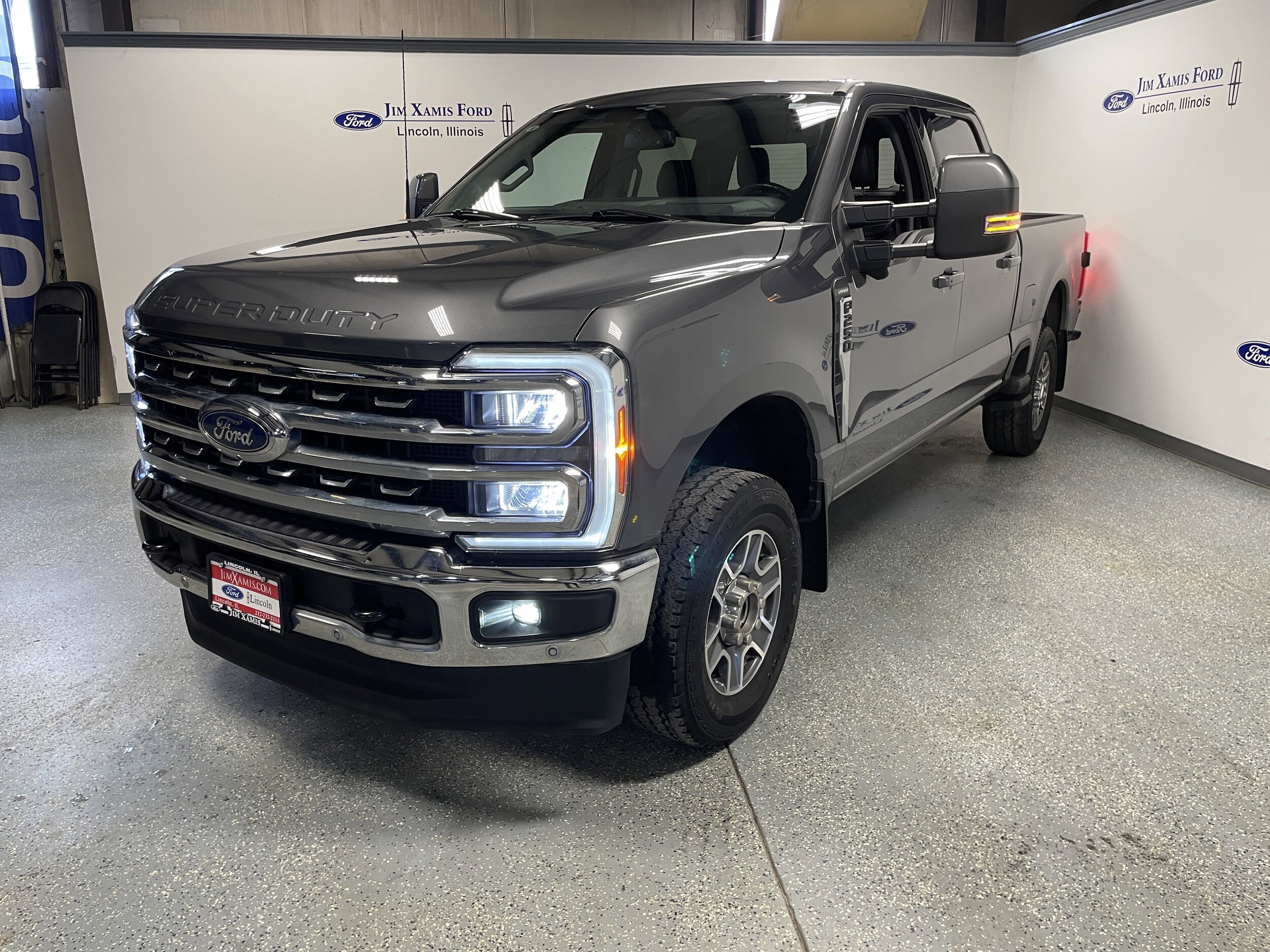 2023 Ford F-250 Lariat photo 3