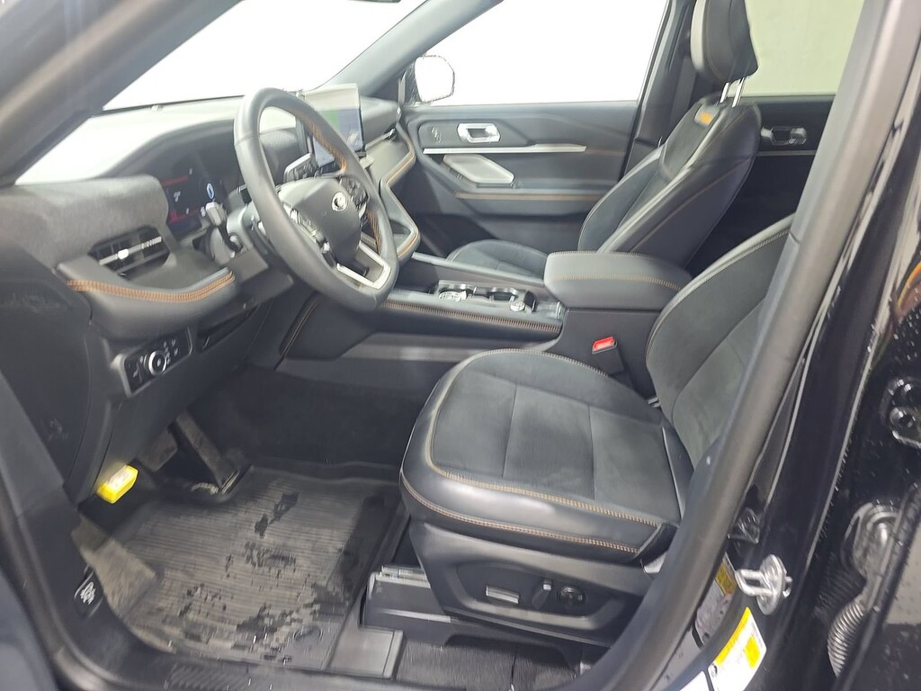 Used 2026 Ford Explorer SUV