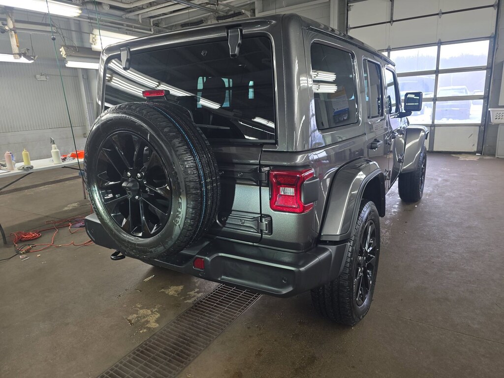 Used 2025 Jeep Wrangler 4xe SUV