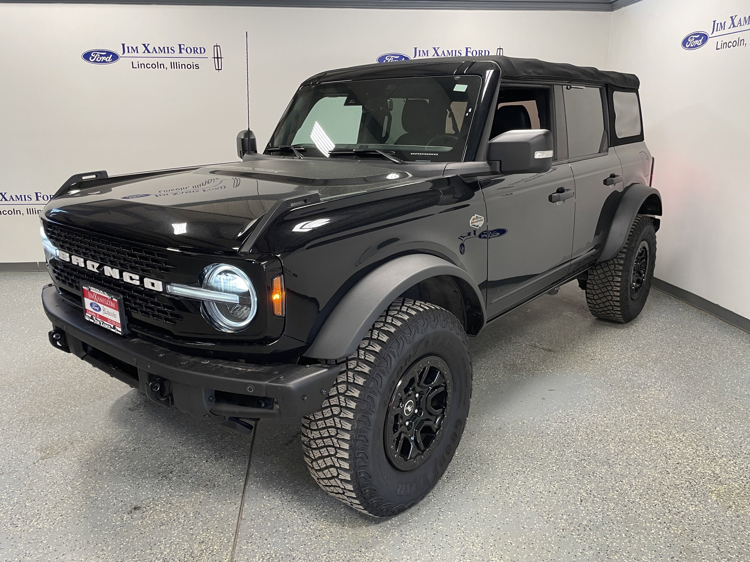 2022 Ford Bronco Wildtrak photo 3