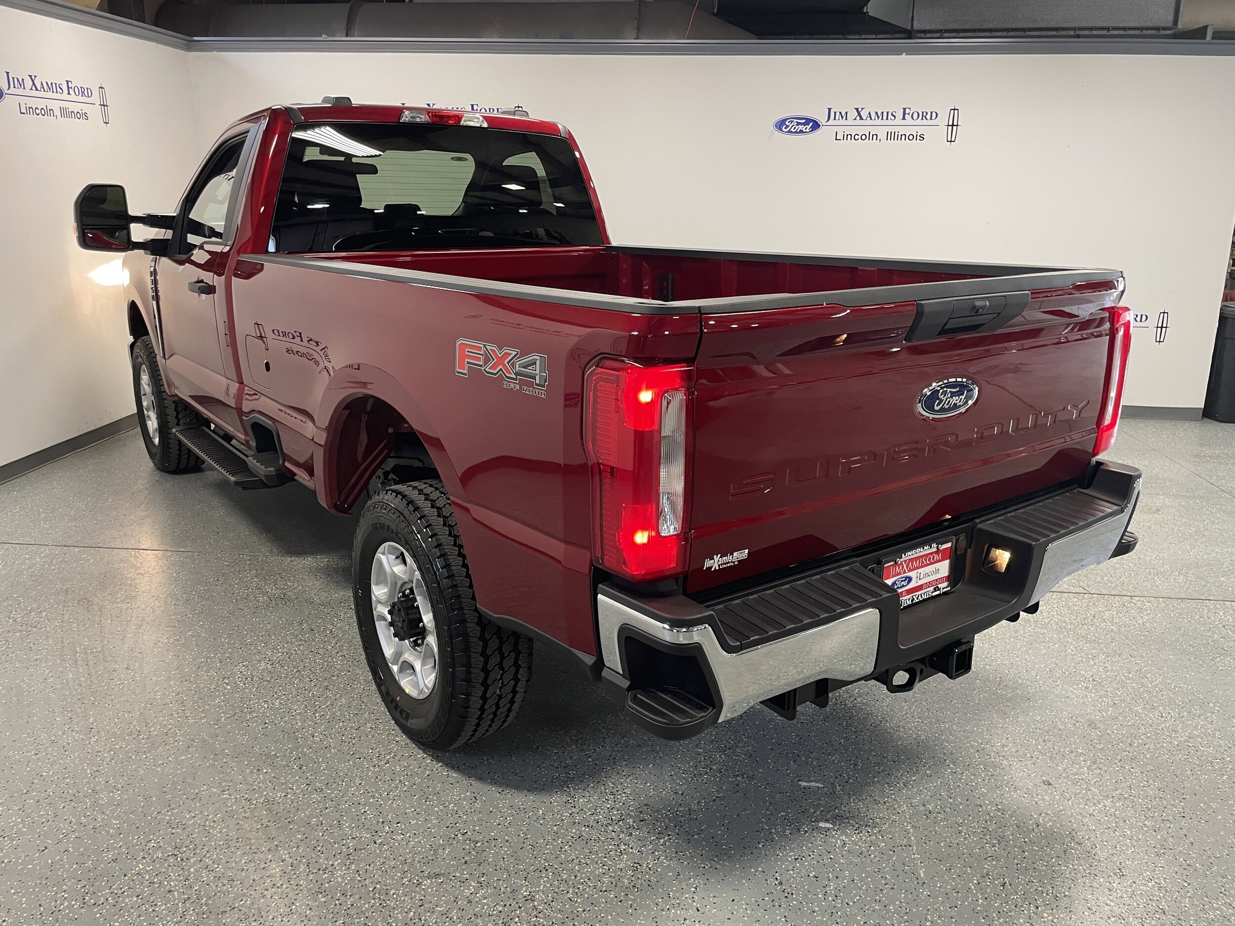 2026 Ford F-350 XLT photo 4