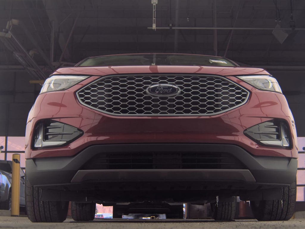 Used 2024 Ford Edge SUV