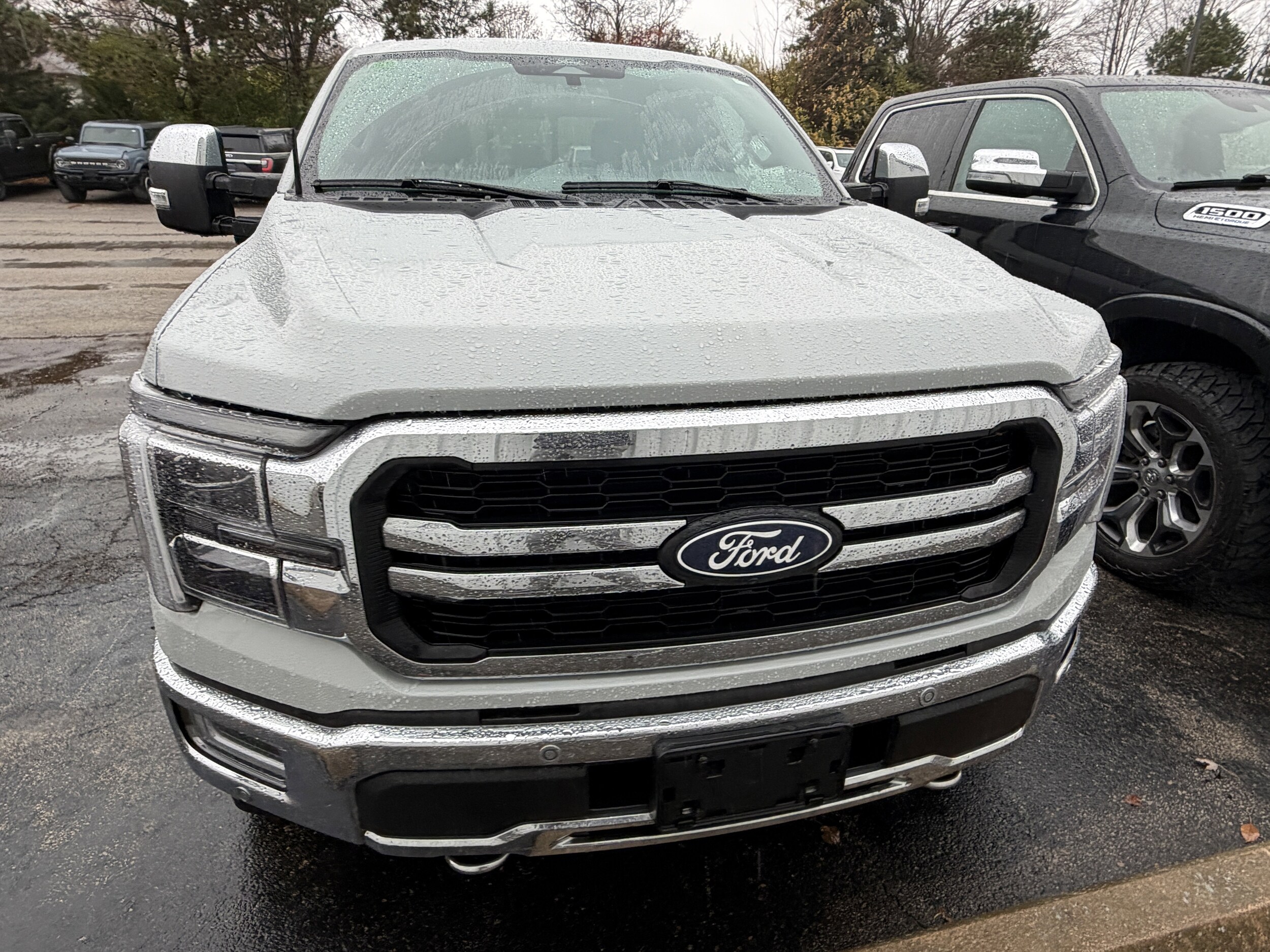 2024 Ford F-150 Lariat photo 3