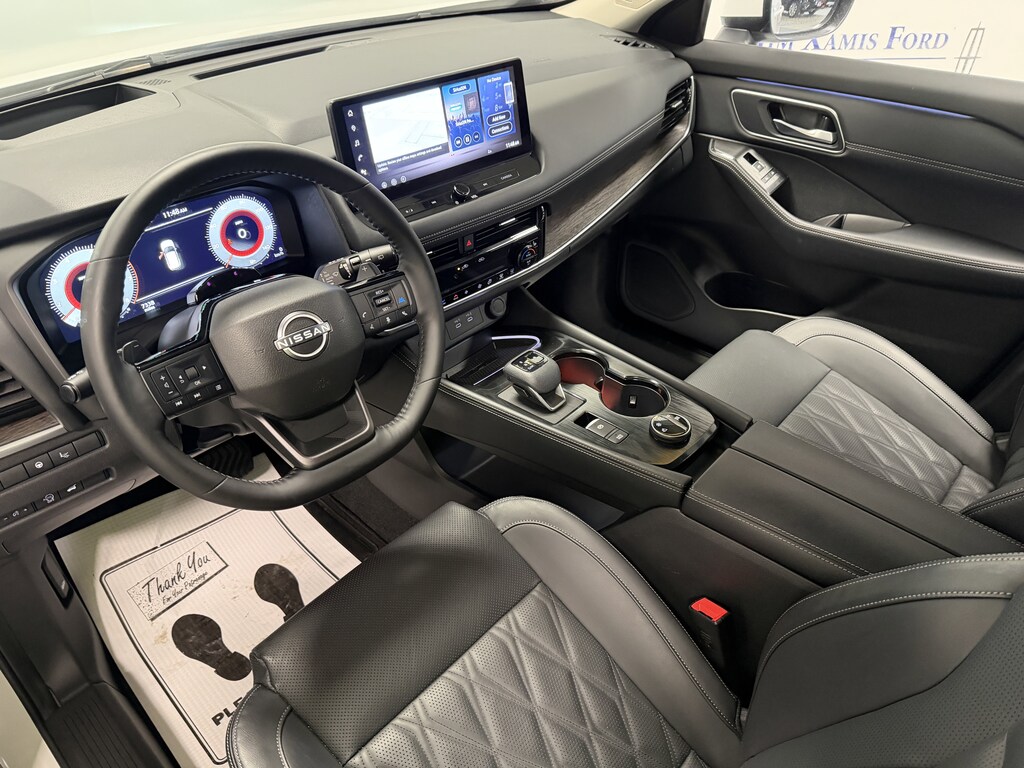 Used 2025 Nissan Rogue SUV