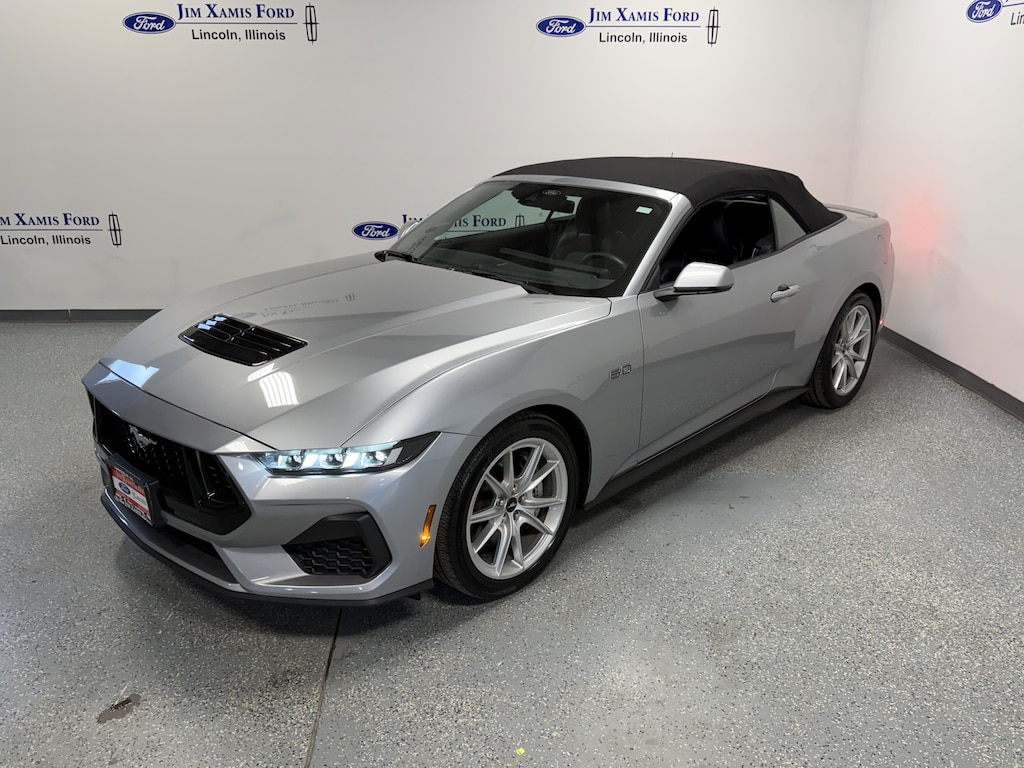 Used 2024 Ford Mustang Convertible