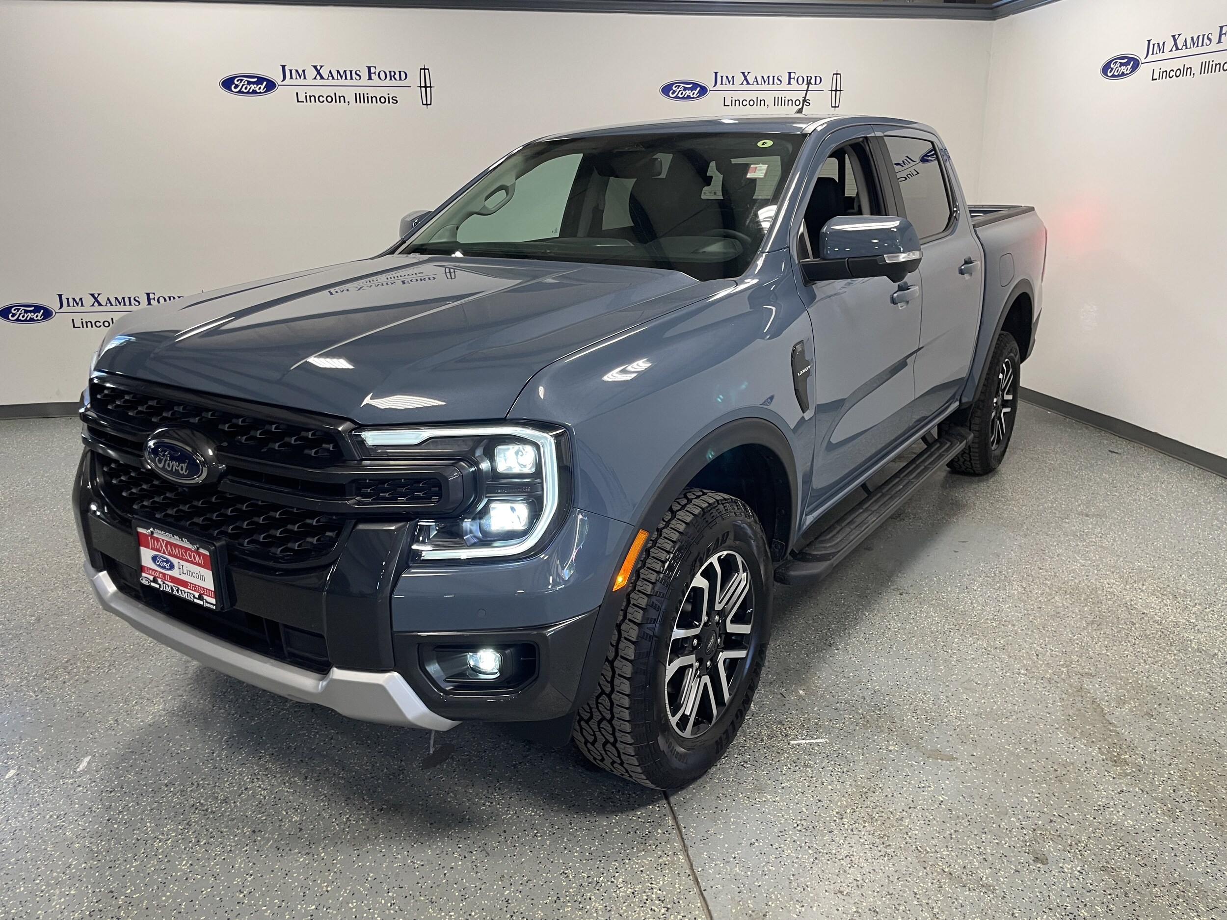 2025 Ford Ranger Lariat photo 3