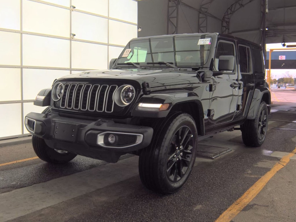 Used 2025 Jeep Wrangler 4xe SUV