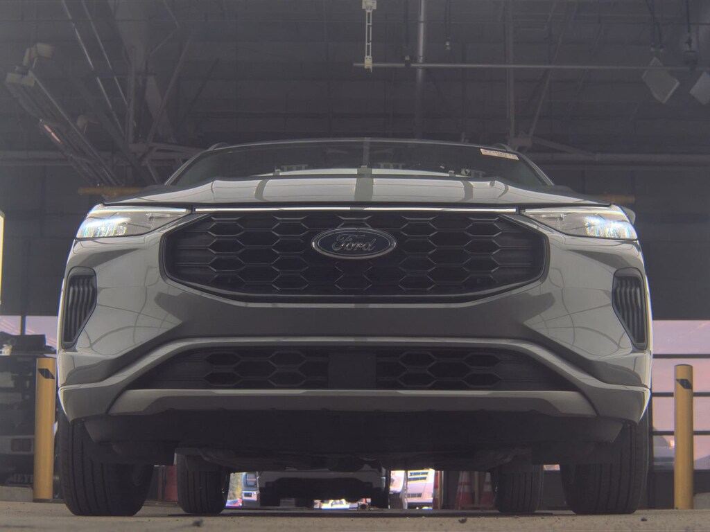 Used 2024 Ford Escape SUV