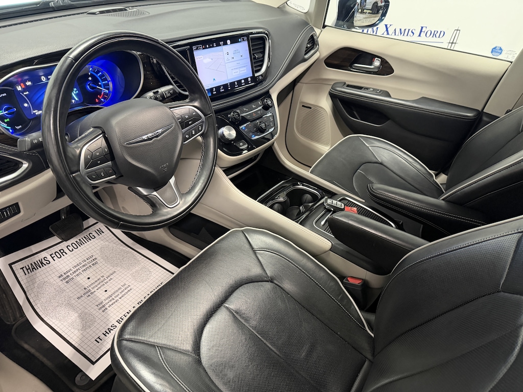Used 2022 Chrysler Pacifica Hybrid Van Passenger Van