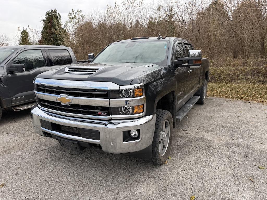 Used 2018 Chevrolet Silverado 2500HD Truck Crew Cab