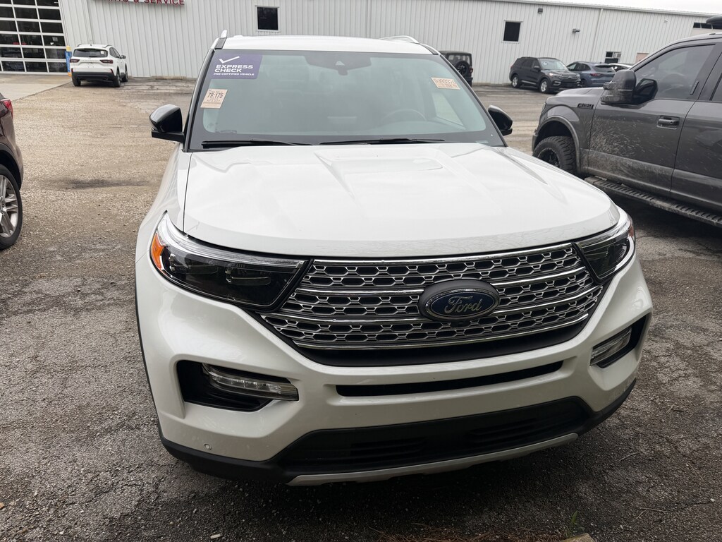 Used 2024 Ford Explorer SUV