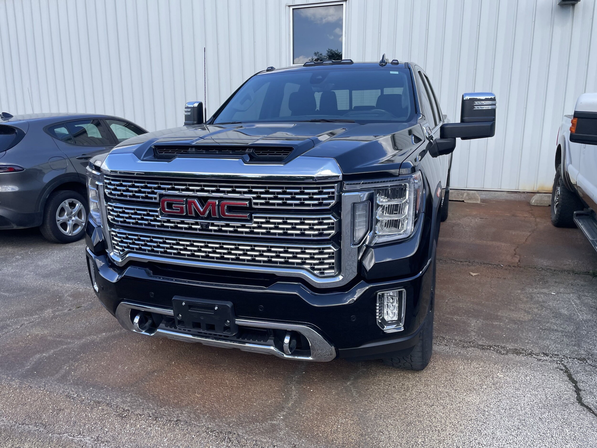 2022 Gmc Sierra 2500 HD Denali photo 2