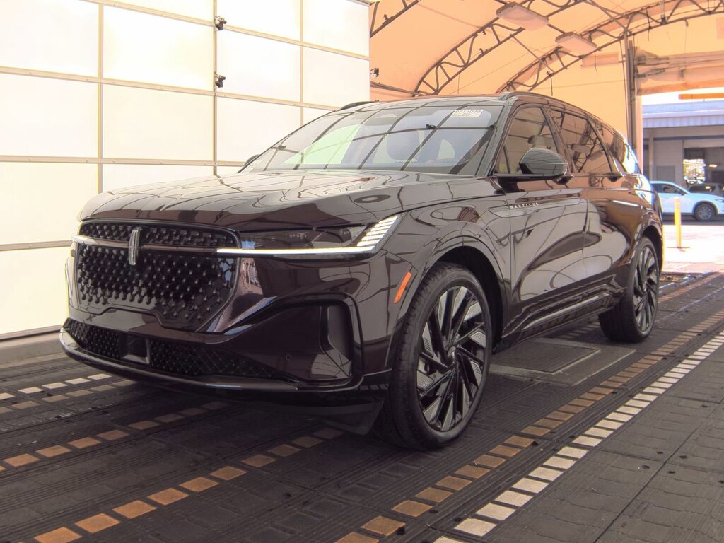 Used 2025 Lincoln Nautilus SUV