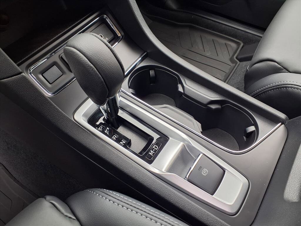 2026 Subaru Ascent Premium - Photo 9