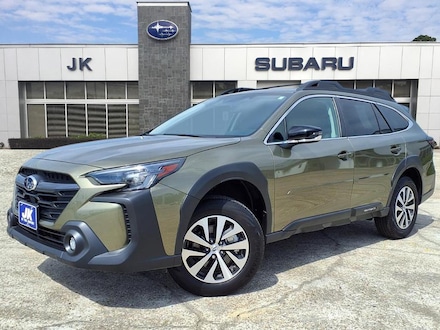 2025 Subaru Outback Premium SUV