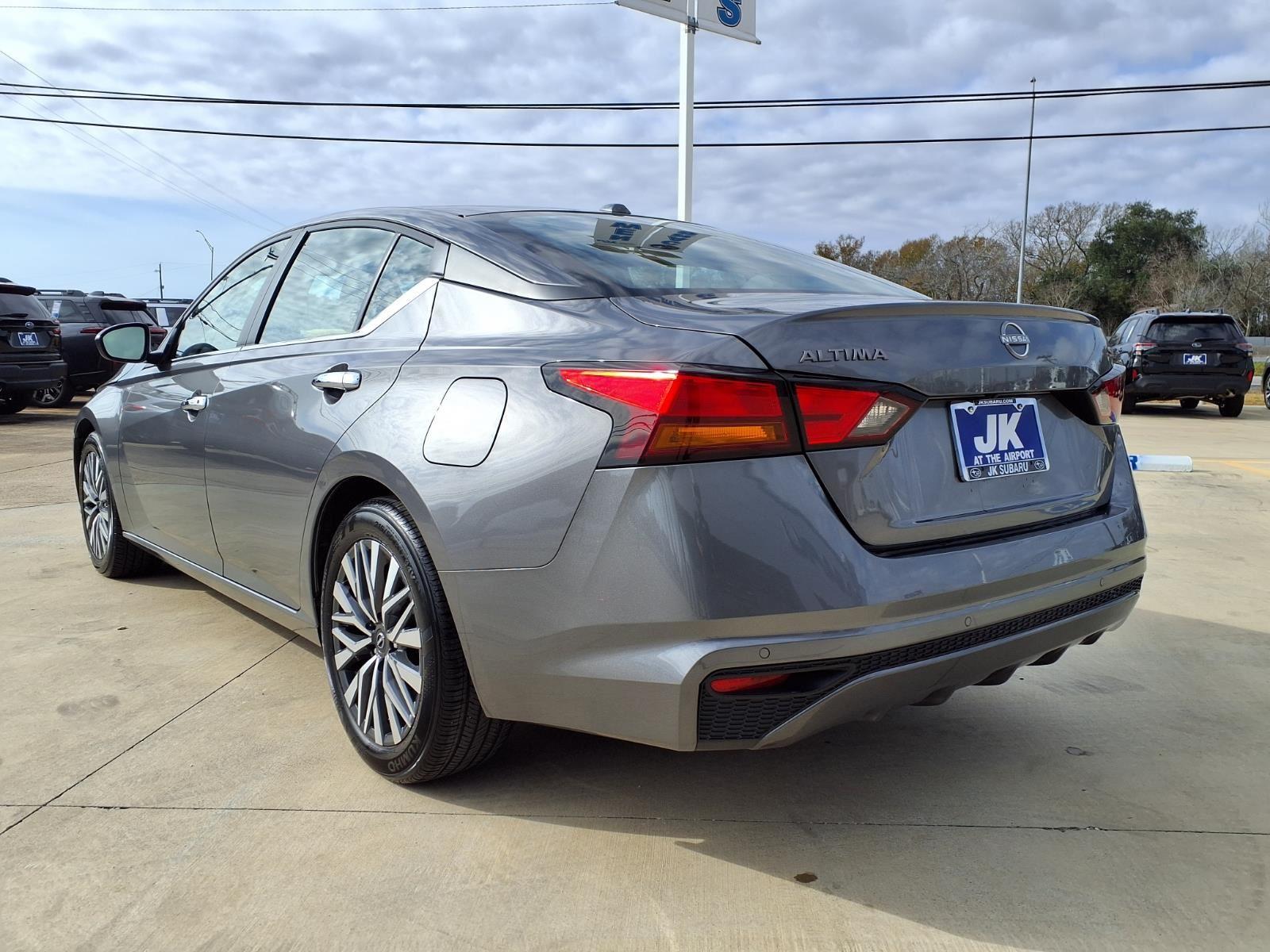 Used 2024 Nissan Altima SV with VIN 1N4BL4DV2RN372149 for sale in Nederland, TX