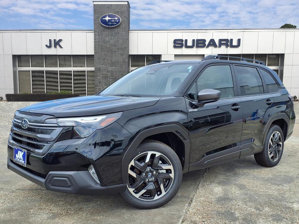 2025 Subaru Forester Premium's photo