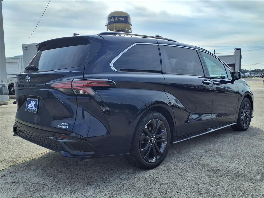 Used 2023 Toyota Sienna XSE Van