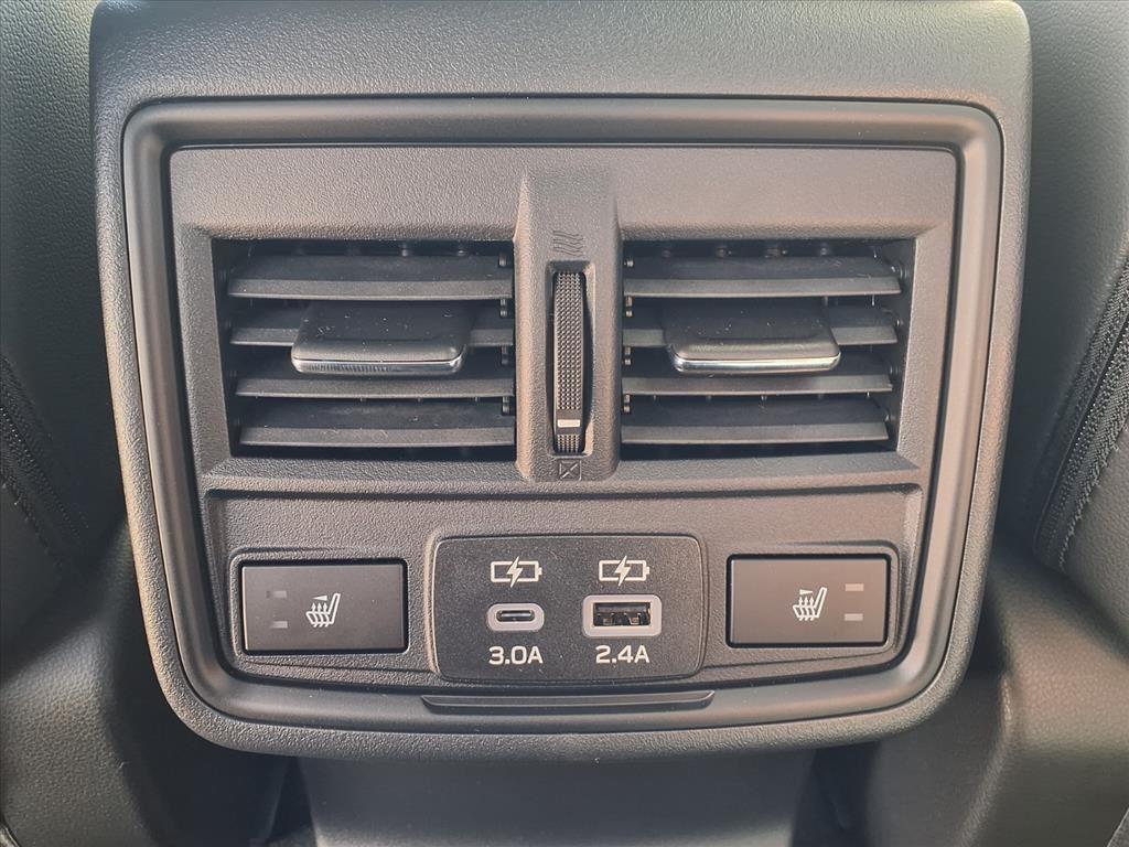 2026 Subaru Outback Limited - Photo 11