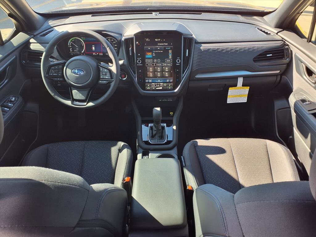 2025 Subaru Forester Premium photo 3