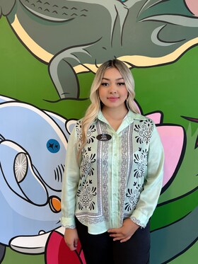 Staff member Jenni Campos from 740f72b052da