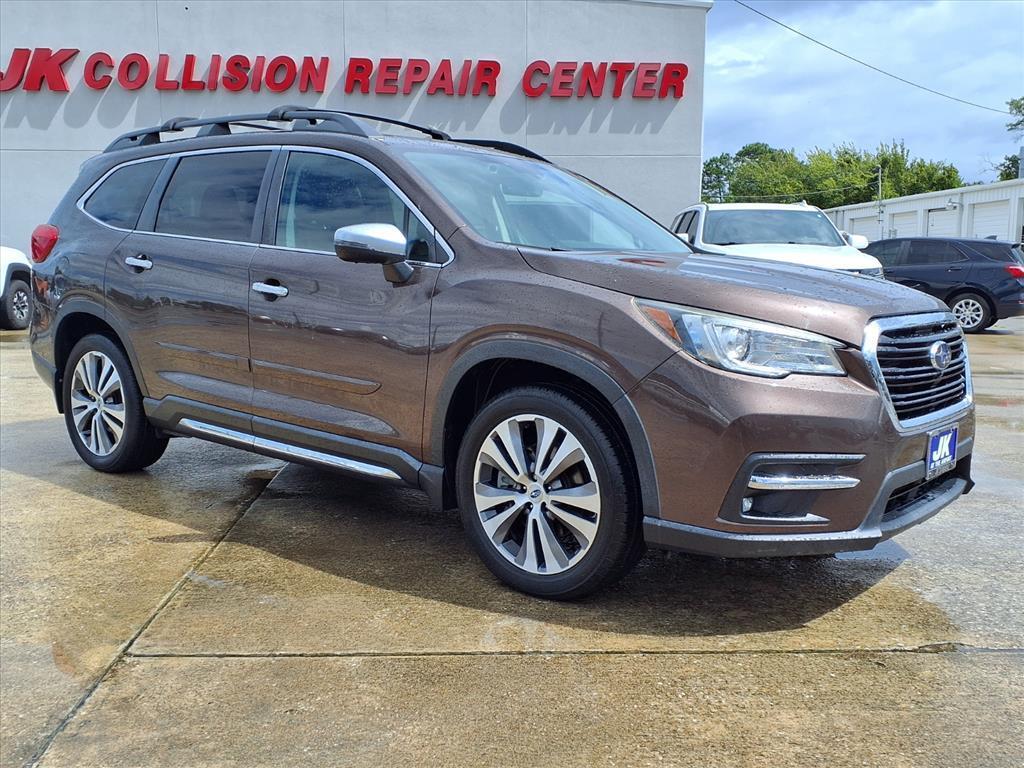 2019 Subaru Ascent Touring photo 3