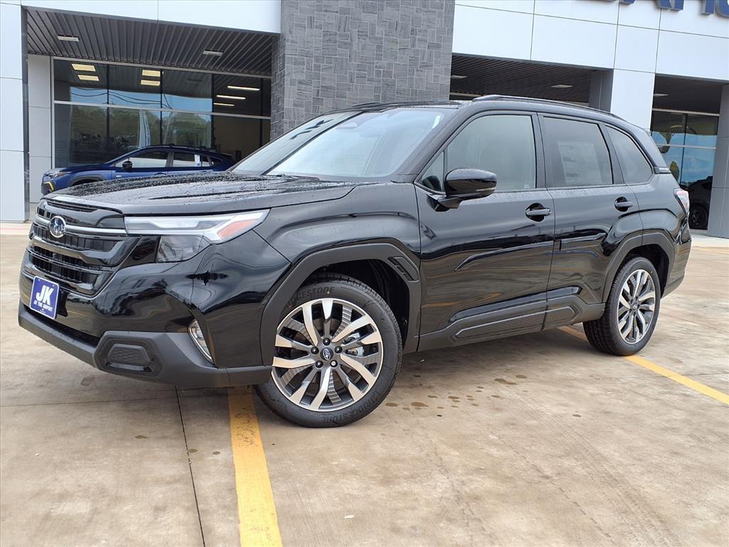 2025 Subaru Forester Touring's photo