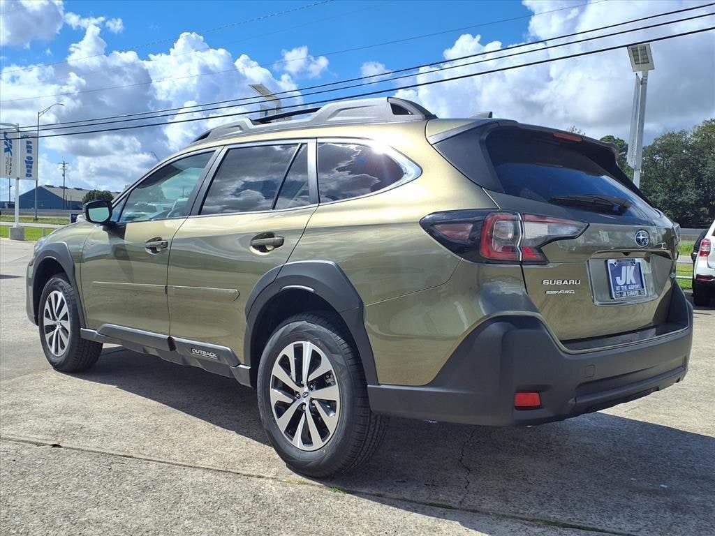 New 2025 Subaru Outback Premium SUV