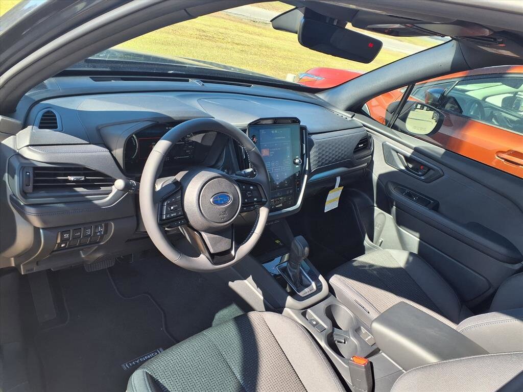 2025 Subaru Forester Premium photo 4