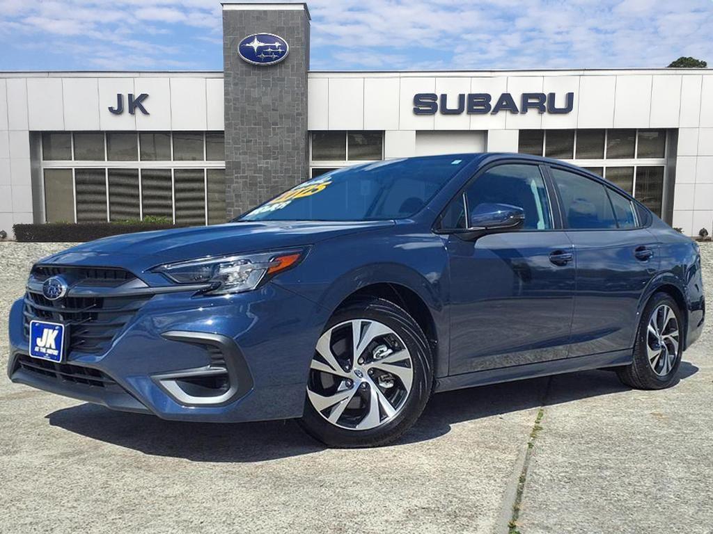 2025 Subaru Legacy Premium's photo