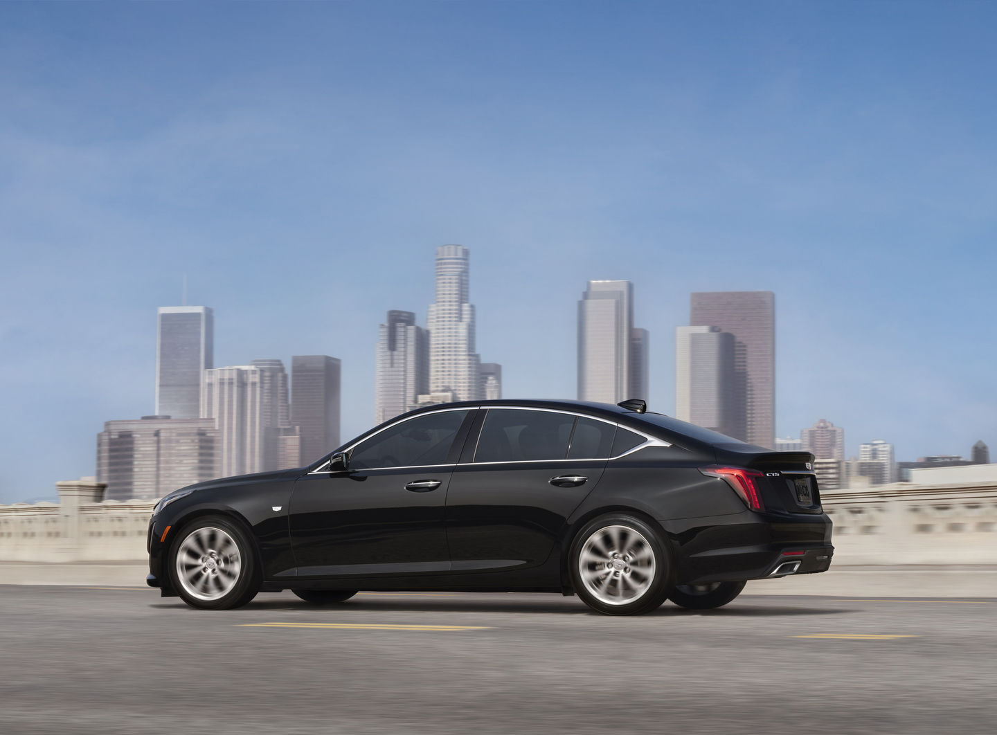 2021-cadillac-ct5-0021627530237826.jpeg