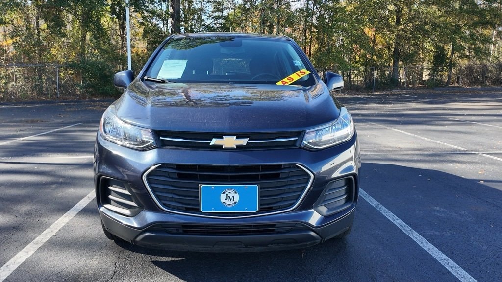 Used 2019 Chevrolet Trax LS with VIN 3GNCJKSB9KL185926 for sale in Lufkin, TX