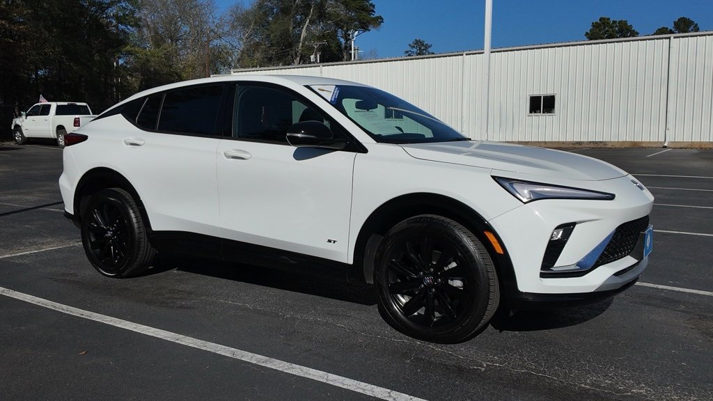 2025 Buick Envista Sport Touring's photo