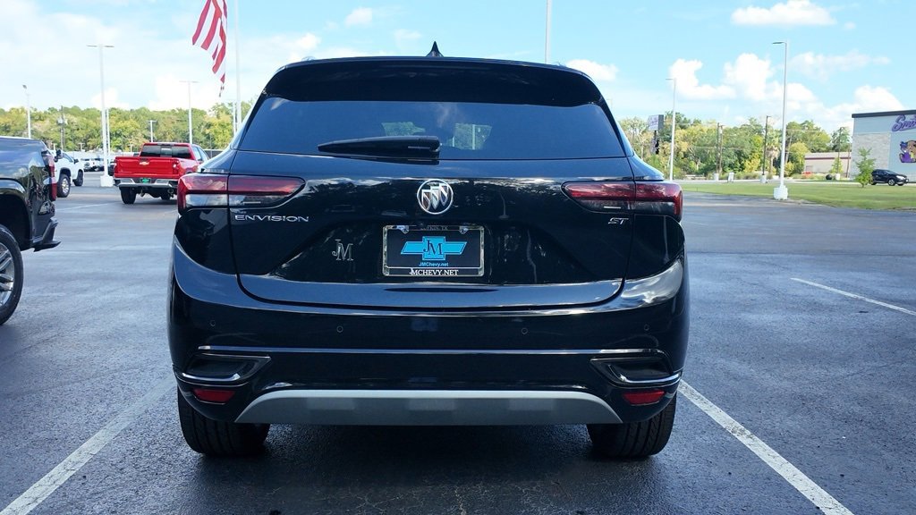 2023 Buick Envision Essence photo 2