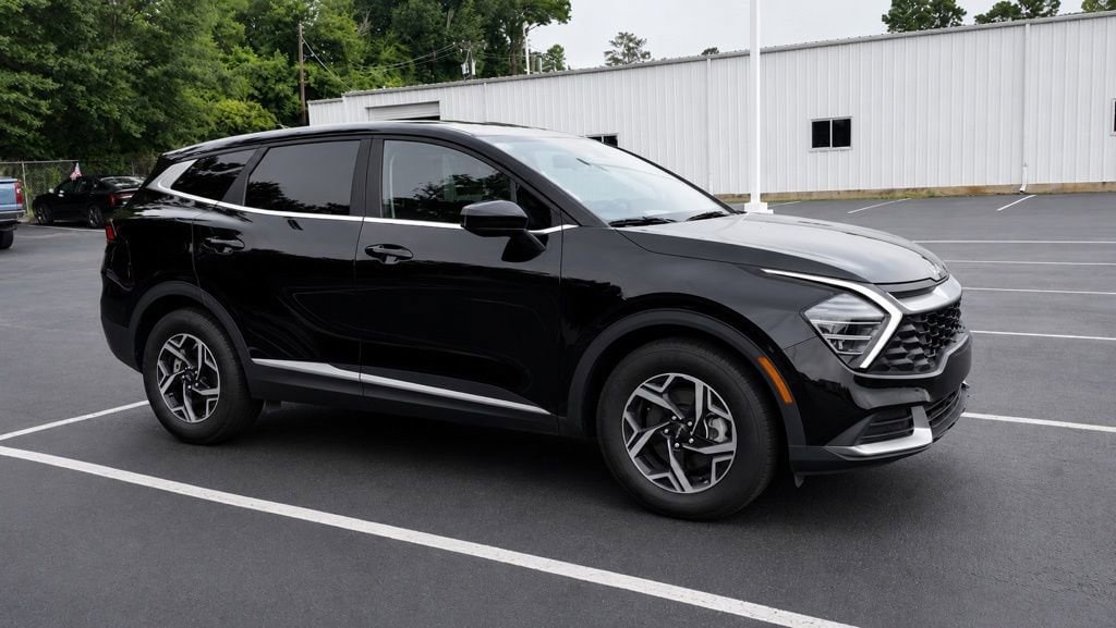 2025 Kia Sportage 2.5 LX AT's photo