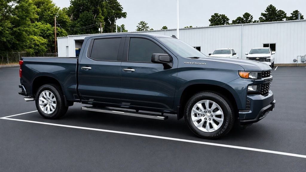 2020 Chevrolet Silverado 1500 Custom Crew Cab Short Box's photo
