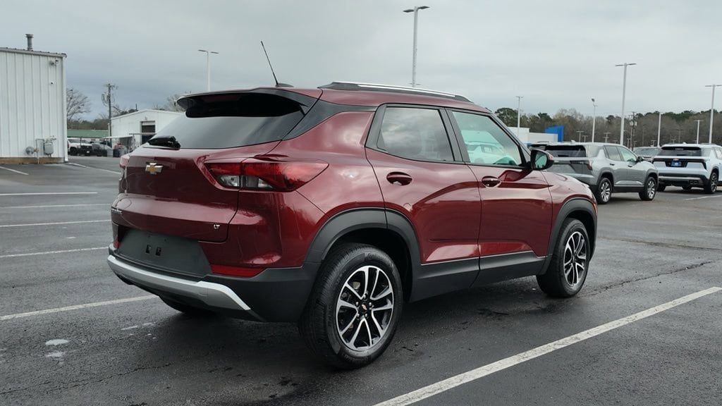 Used 2025 Chevrolet Trailblazer LT SUV