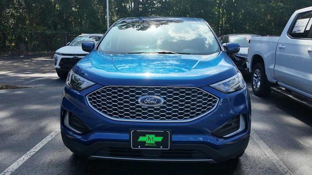 2024 Ford Edge SEL photo 2