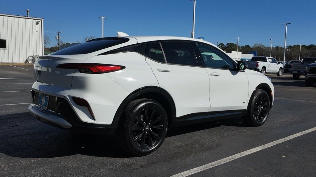 Used 2025 Buick Envista Sport Touring SUV