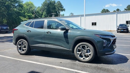 2025 Chevrolet Trax LT SUV