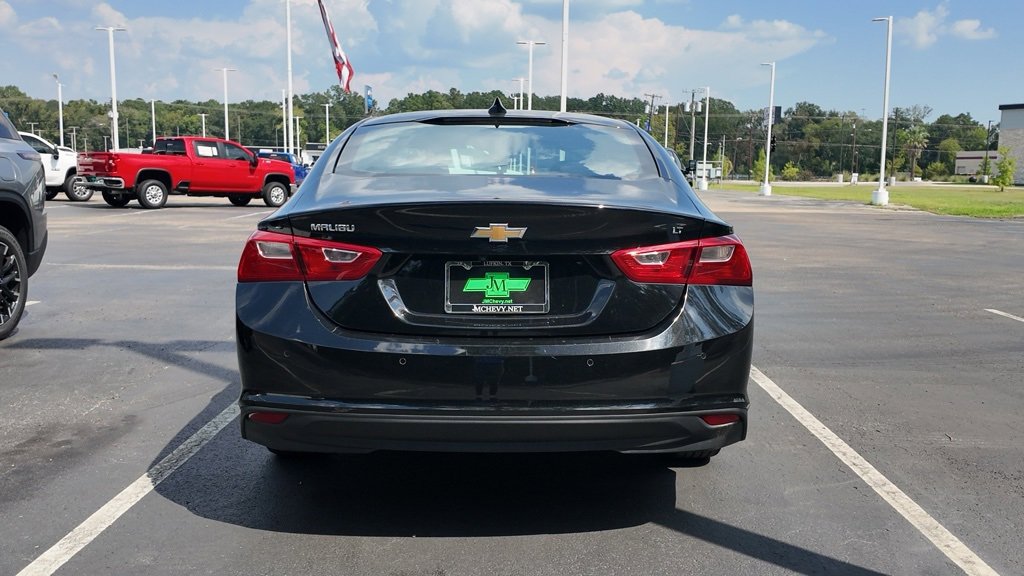 2024 Chevrolet Malibu 1LT photo 4