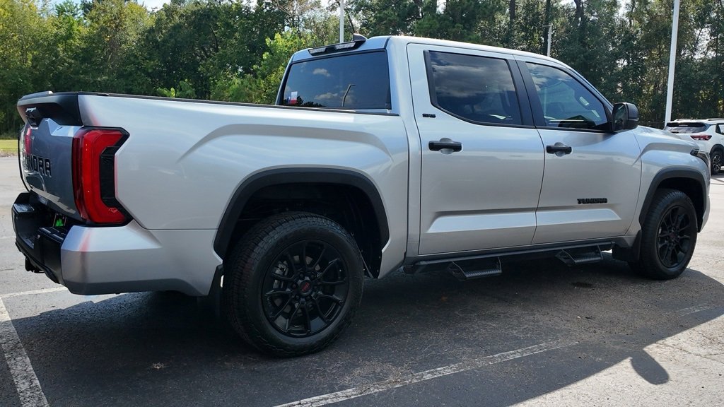 2024 Toyota Tundra SR5 photo 2