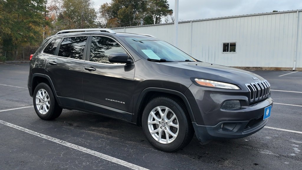 2016 Jeep Cherokee Latitude's photo